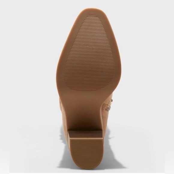 Universal Thread Harlan Dress Boots Taupe - Picture 6 of 6